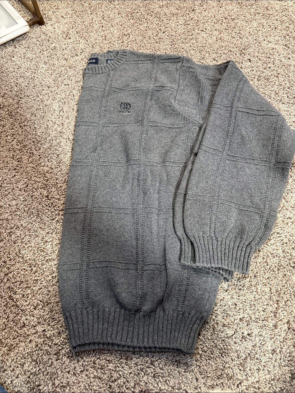 Izod sweater